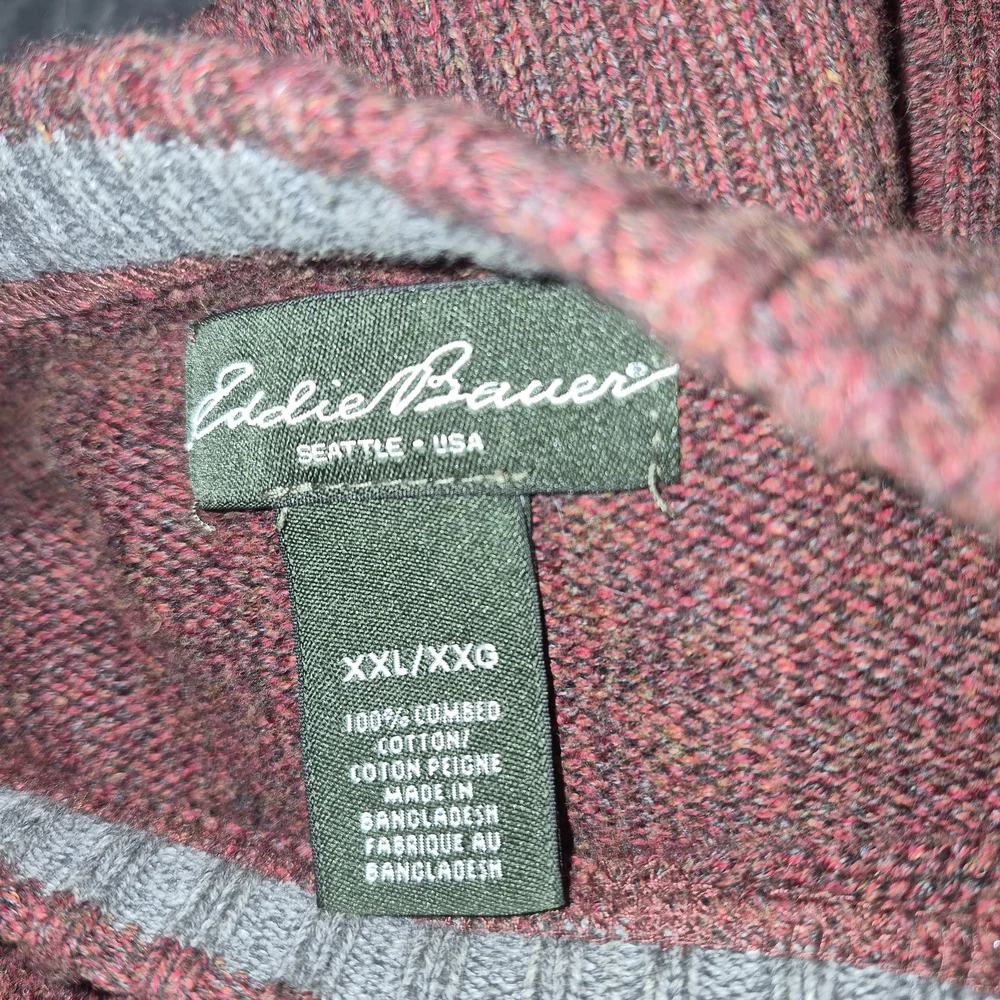 Eddie Bauer Marled Burgundy Crewneck Sweater - Picture 2 of 4